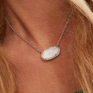 Elisa Silver Short Pendant Necklace - Ivory Mother of Pearl
